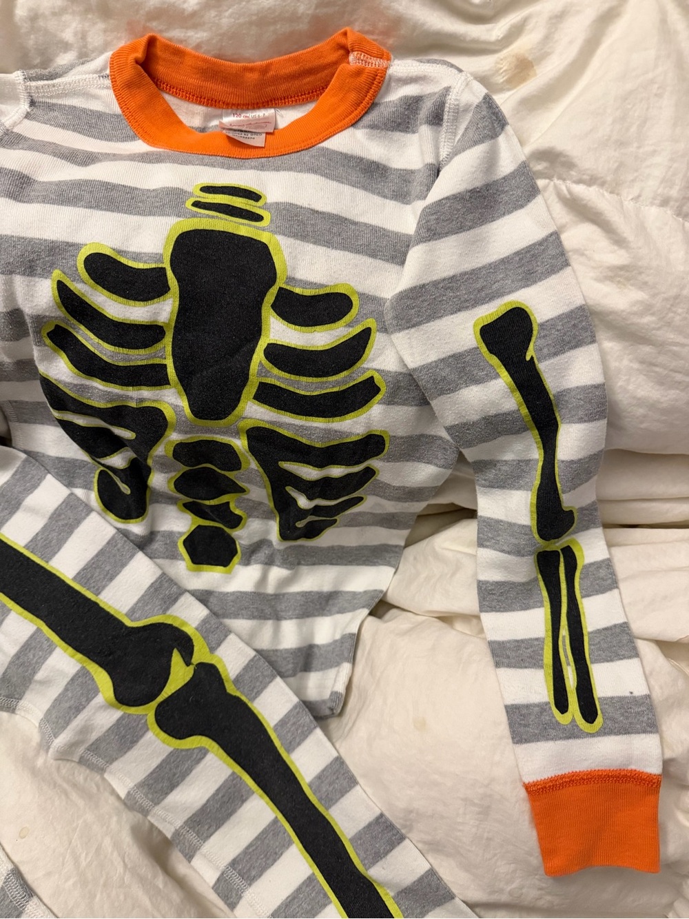 Hanna Andersson Halloween Glow-in-the Dark Skeleton Organic Cotton PJs; Sz 6/7
